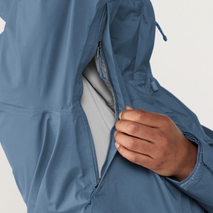 Patagonia Torrentshell 3L Jacket - Women's 6