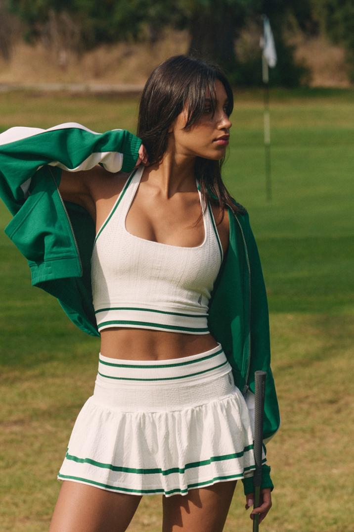 Location Image for Advantage Set - Women's