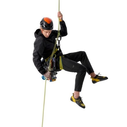 Arc'teryx Squamish Hoody - Men's 7