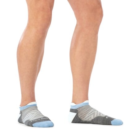 Darn Tough Run No-Show Tab Ultralightweight Cushion Socks - Women's 1