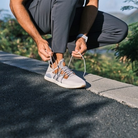 OluKai Mio Li Shoes - Men's 7