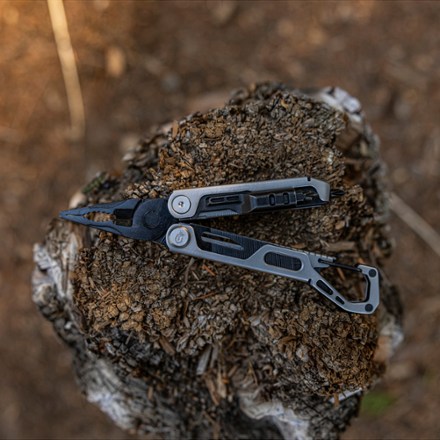 Location Image for Stakeout Drive Multi-Tool