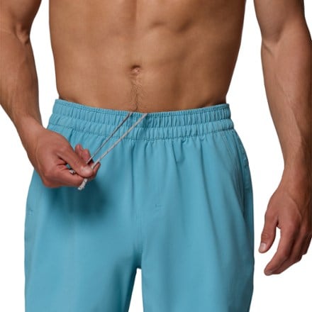 Columbia PFG Terminal Roamer Stretch Shorts - Men's 4