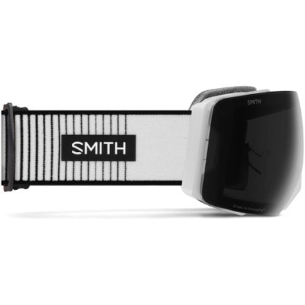 Smith I/O MAG XL ChromaPop Snow Goggles with gogglesoc 3