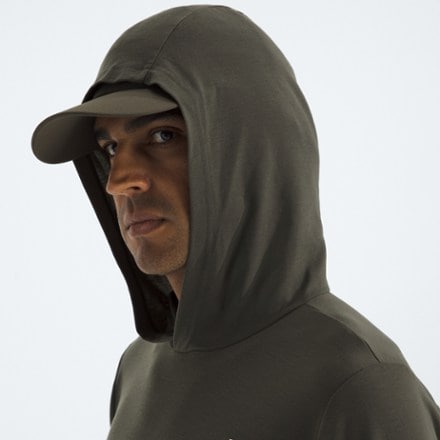 The North Face Adventure Sun Hoodie - Men's 3
