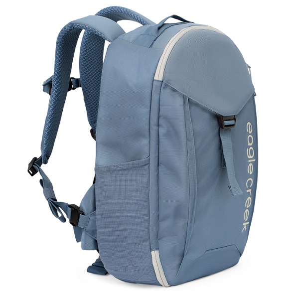 38 l travel backpack Bagsmart Blast Quick Access 28-38L Expandable Carry On Irv's Luggage It is built for travelers who move light and keep moving. Hynes Eagle Carry on Backpack