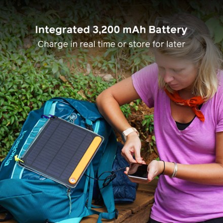 BioLite SolarPanel 5+ 2.0 With Onboard Battery 8