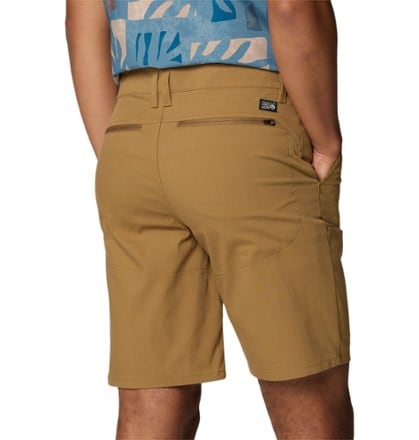 Mountain Hardwear Hardwear AP Shorts - Men's 9" Inseam 5