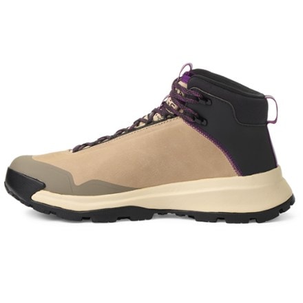 Vasque Horizon Mid Waterproof Hiking Boots - Women's 10
