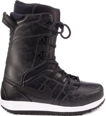 nike winter boots for ladies