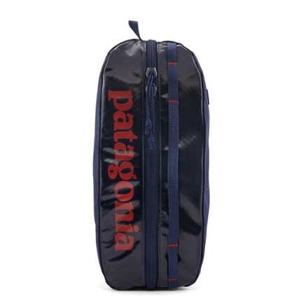 rei patagonia black hole cube