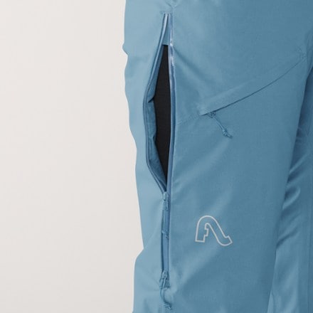 Flylow Foxy Insulated Bib Snow Pants - Women's 9