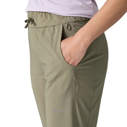 Patagonia Terrebonne Joggers - Women's 5