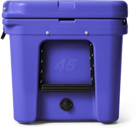 YETI Tundra 45 Cooler 2