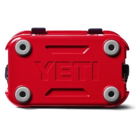 YETI Roadie 15 Hard Cooler 6