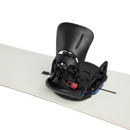 burton freestyle black snowboard bindings 2020 Progression Custom Small Blemished New The bindings are designed for women and feature a black color Burton Freestyle Binding - men