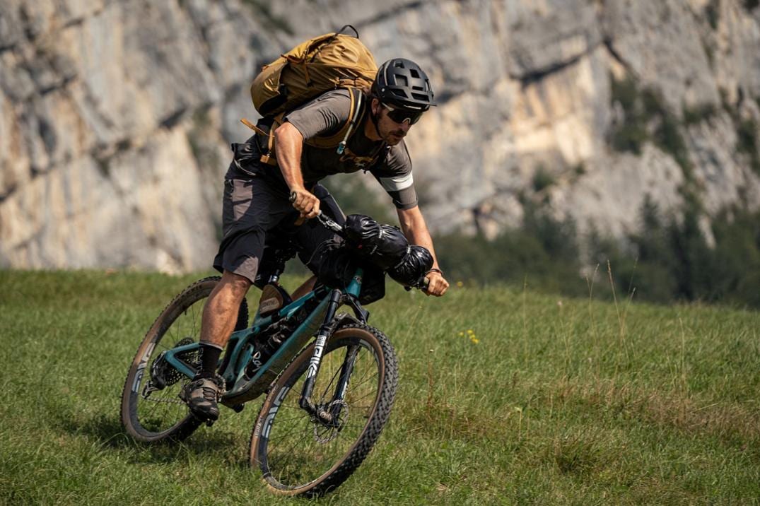 Location Image for Forefront 2 Mips Bike Helmet