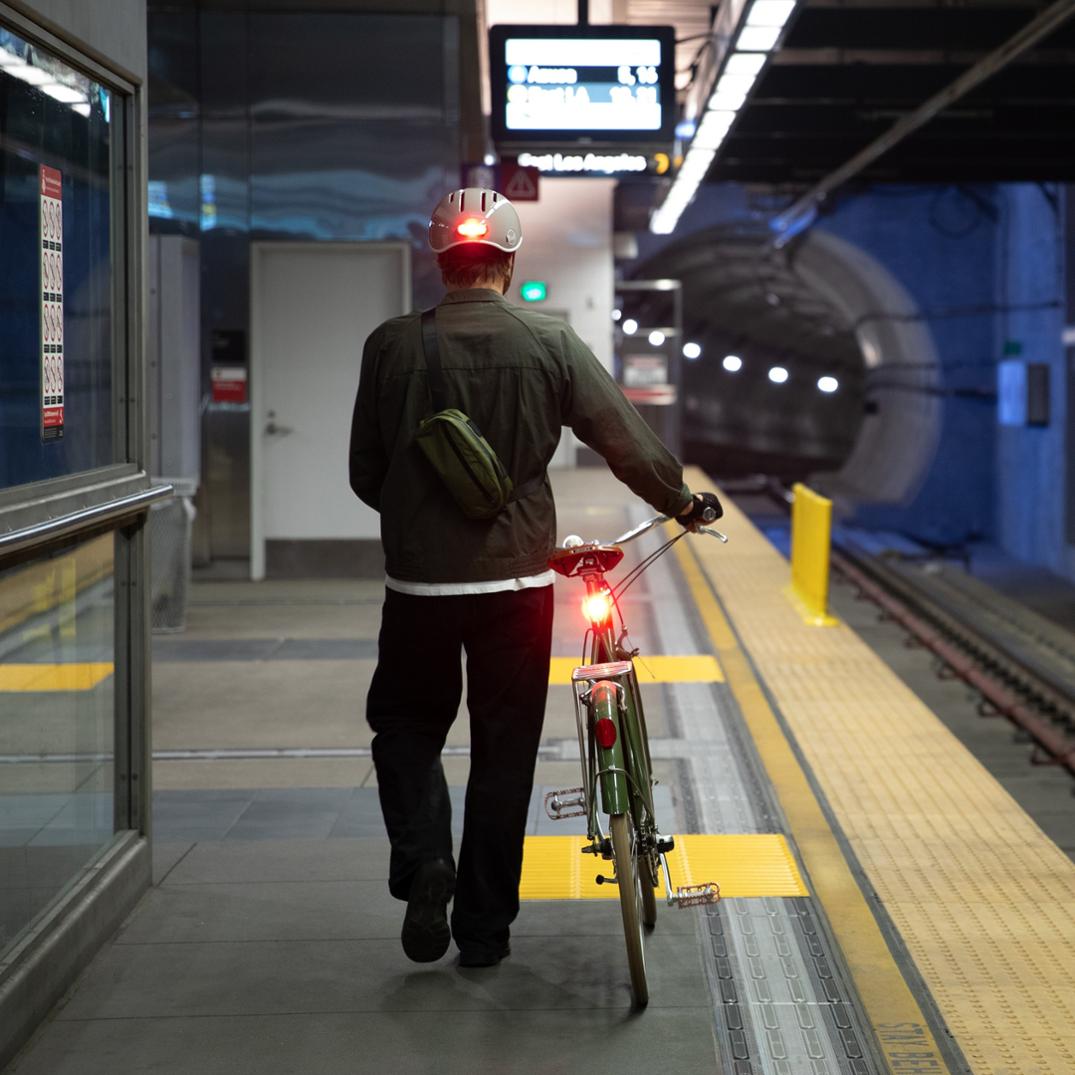 Location Image for Traveler Magnetic Bike Light 2.0 - Rear