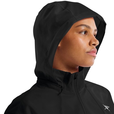 Arc'teryx Naya Cropped Stowhood Jacket - Women's 6