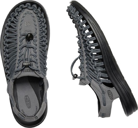 KEEN UNEEK Sandals - Men's 4