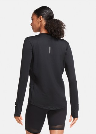 Nike Element Long-Sleeve Crew Running Top - Women's 1
