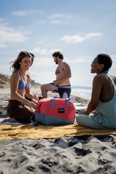 Location Image for TravelR 36 Can Soft Cooler Duffel with Shoulder Strap
