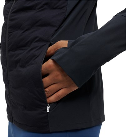 On Climate Jacket - Men's 6