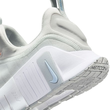Nike Free Metcon 6 Workout Shoes - Women's 7