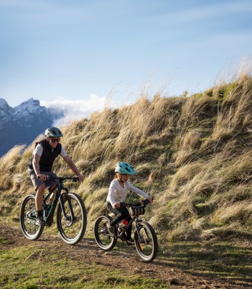 Location Image for Finch KinetiCore Bike Helmet - Kids'