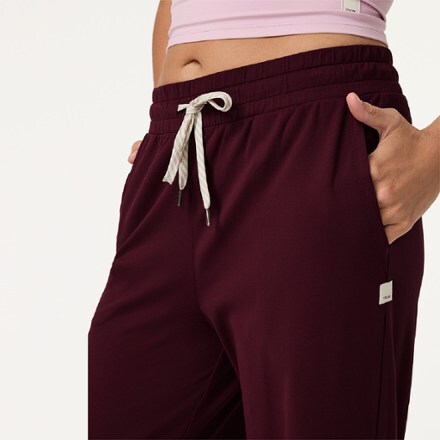 Vuori Halo Essential Wideleg Pants - Women's 4