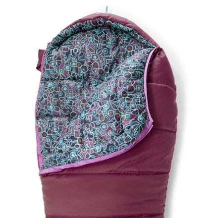 Kids' Overnight Bundle [Hood detail]