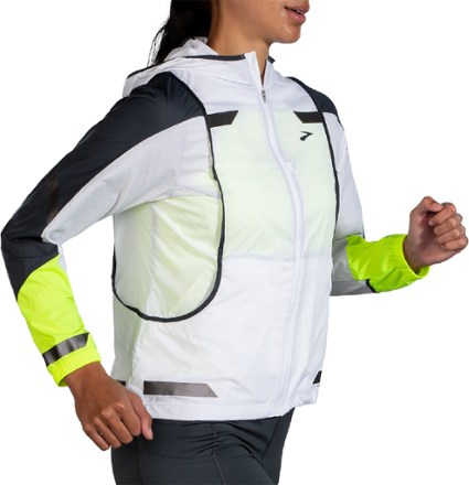 Brooks Run Visible Convertible Jacket - Women's 5