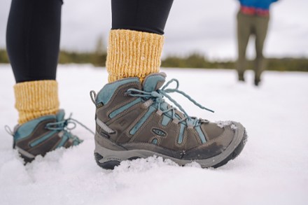 KEEN Circadia Polar Mid Hiking Boots - Women's 6