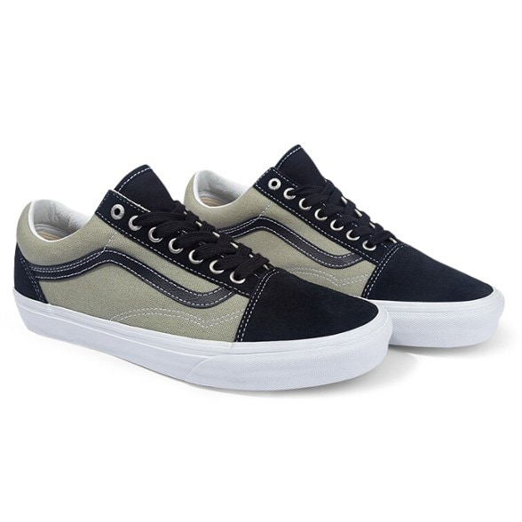 Detail Image of color Web Black/Olive