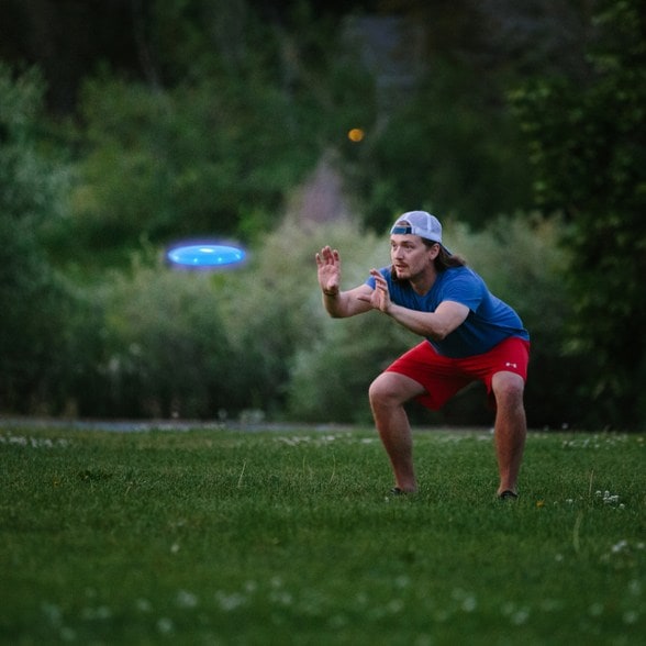Location Image for Flashflight LED Light-Up Flying Disc