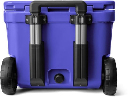 YETI Roadie 32 Wheeled Cooler 1