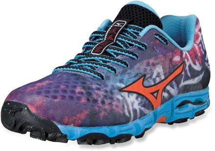 mizuno trail running shoes womens