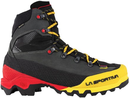 La Sportiva Aequilibrium LT GTX Mountaineering Boots - Men