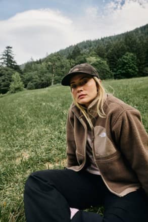 The North Face Yumiori Off Peak Full-Zip Jacket - Women's 6