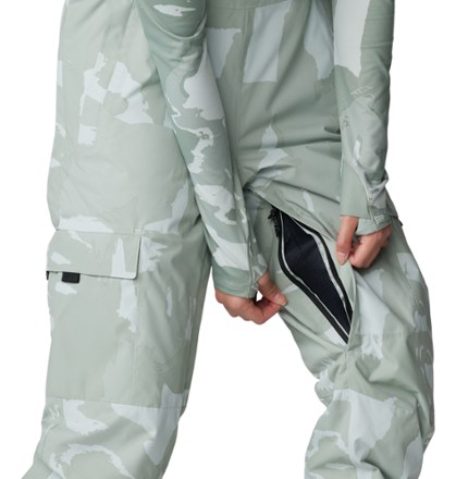 Mountain Hardwear Firefall Bib Snow Pants - Women's 8