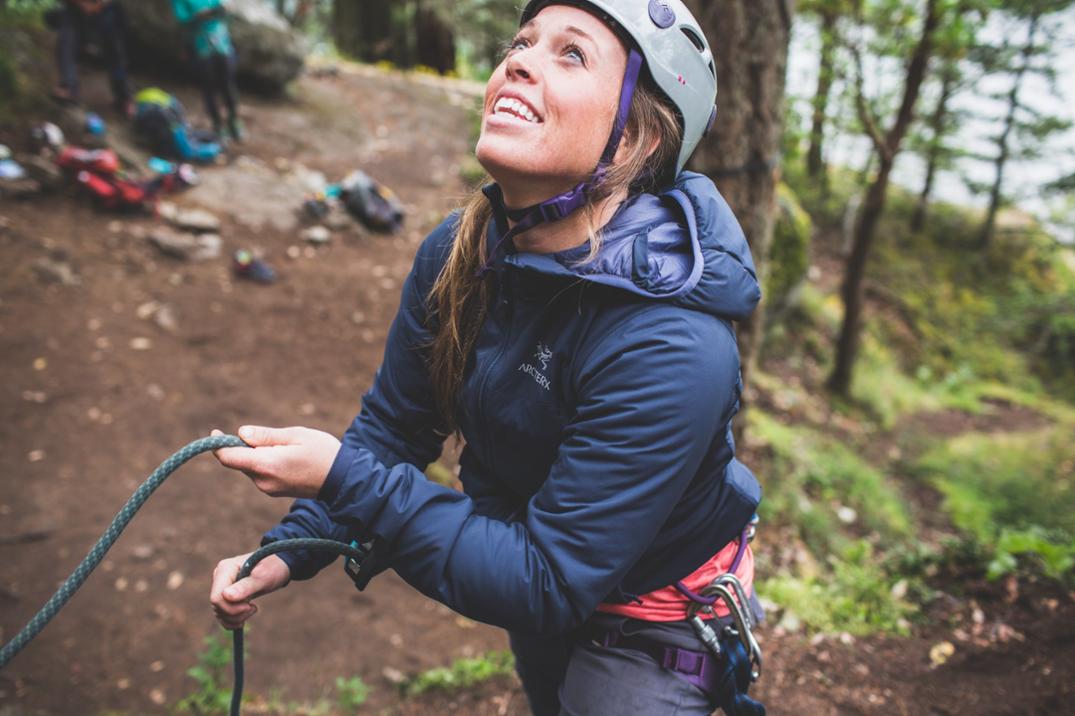 Location Image for Atom LT Insulated Hoodie - Women's