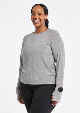 Flyout Long-Sleeve Top - Women's