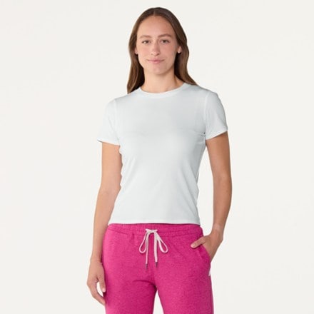 Vuori Pose Fitted Long T-Shirt - Women's 1