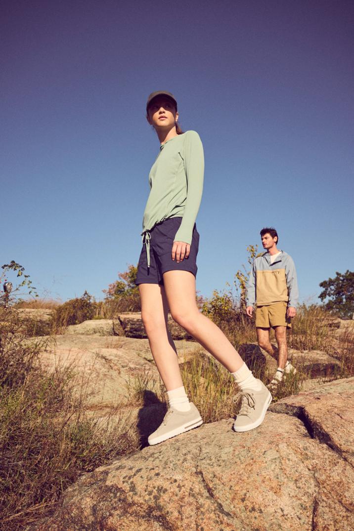 Location Image for Bend Suede Sneakers - Women's