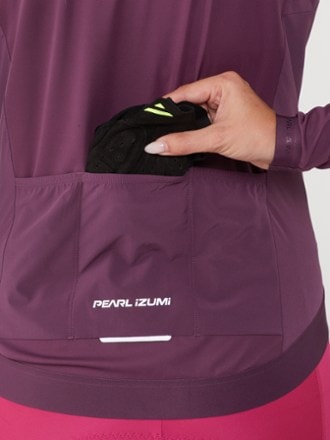 PEARL iZUMi Attack Hybrid Cycling Jacket - Women's 6