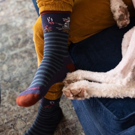 Darn Tough Wild Life Crew Lightweight Lifestyle Socks - Men's 2