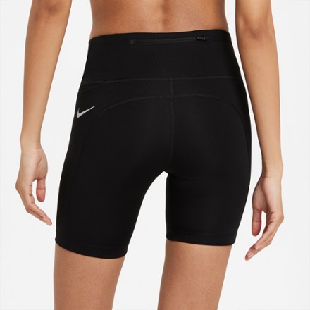 nike women's fast running shorts 7 in