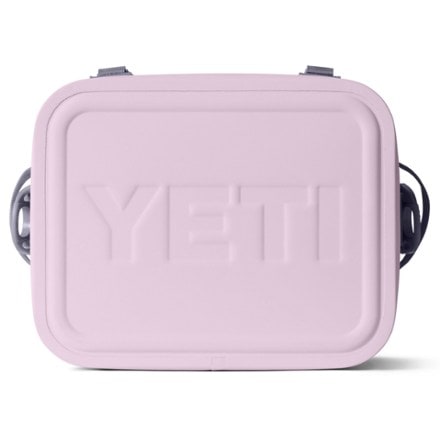 YETI Hopper Flip 12 Soft Cooler 7