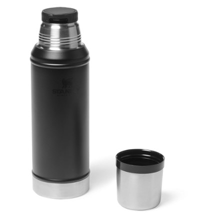 Stanley Classic Legendary Vacuum Bottle - 1 qt. 2