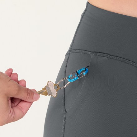 Janji Pace 5" Shorts - Women's 8